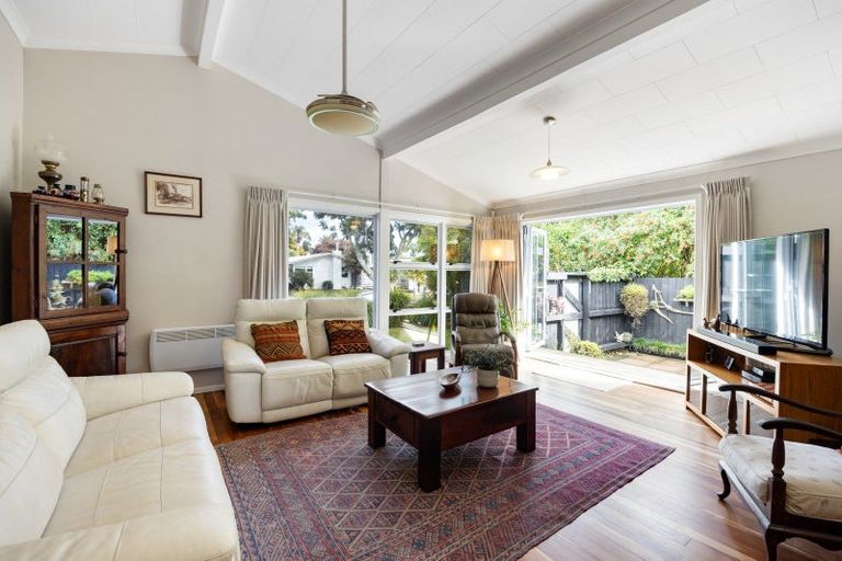 Photo of property in 24 Fuchsia Avenue, Pukete, Hamilton, 3200