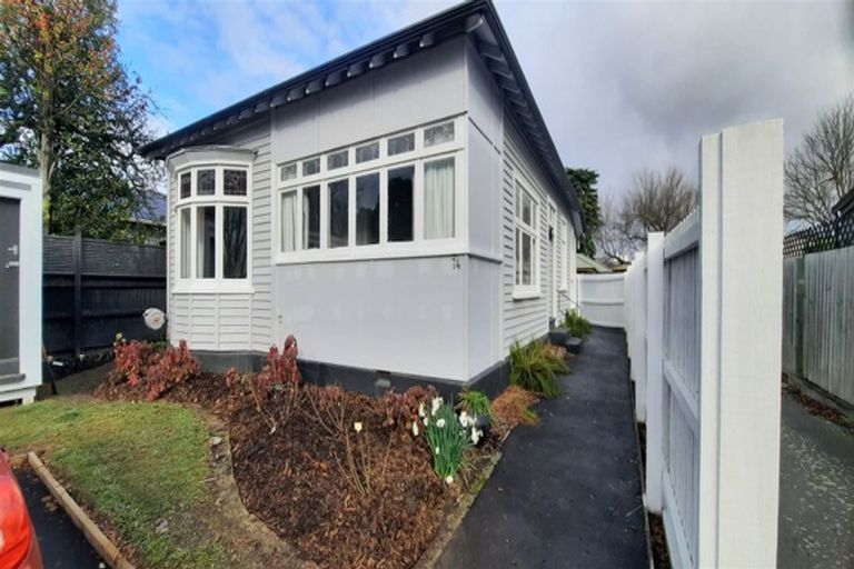 Photo of property in 74 Harrow Street, Phillipstown, Christchurch, 8011