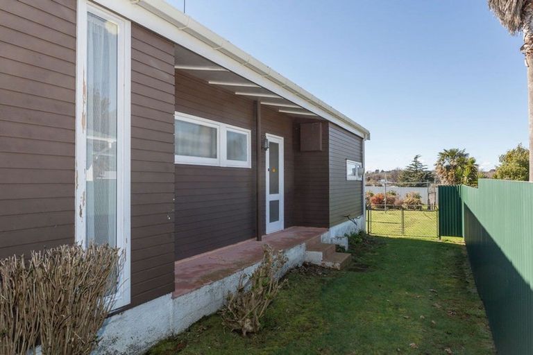 Photo of property in 24 Ries Street, Dannevirke, 4930