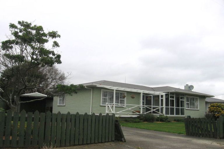 Photo of property in 21 Duff Crescent, Highbury, Palmerston North, 4412