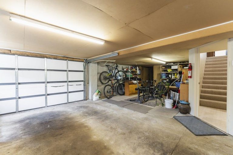 Photo of property in 90 Passmore Crescent, Maori Hill, Dunedin, 9010