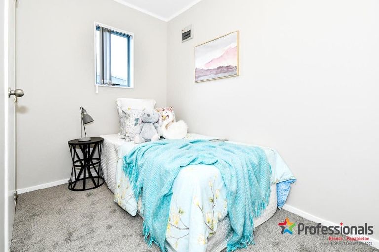 Photo of property in 22 Caringbah Drive, Papatoetoe, Auckland, 2025