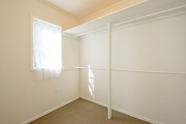 Photo of property in 12 Cambrian Street, Churton Park, Wellington, 6037