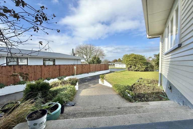 Photo of property in 16 Baird Road, Tokoroa, 3420