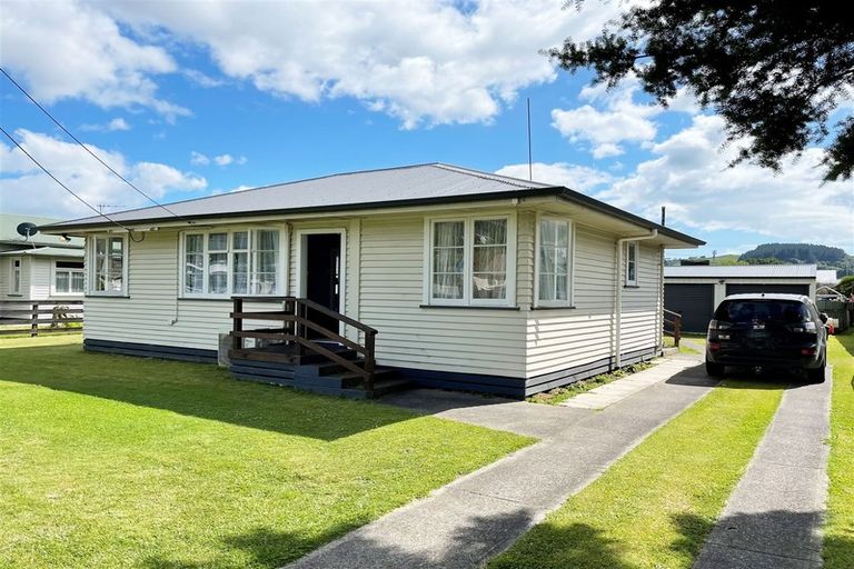 Photo of property in 19 Tawhana Street, Te Kuiti, 3910