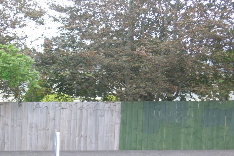 Photo of property in 7 Saint Leonards Road, Kelston, Auckland, 0602