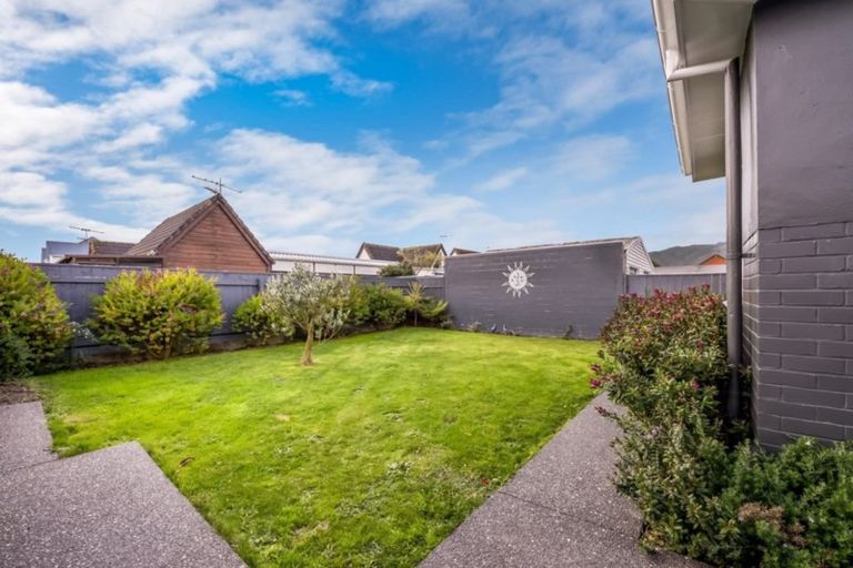Photo of property in 18 Frederick Street, Avalon, Lower Hutt, 5011