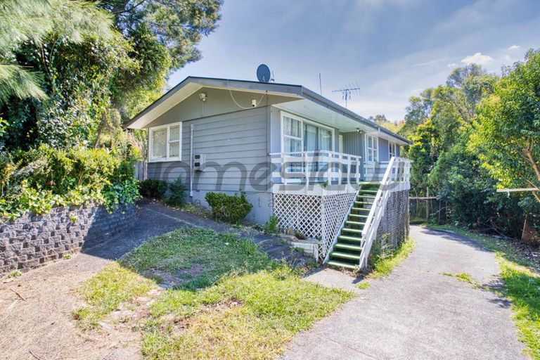 Photo of property in 61 Peach Road, Glenfield, Auckland, 0629