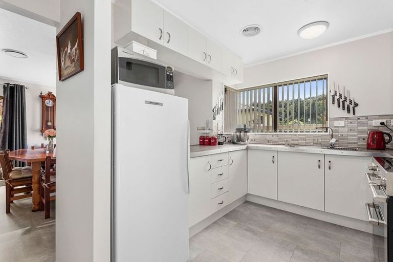 Photo of property in 12 Donegal Grove, Birchville, Upper Hutt, 5018