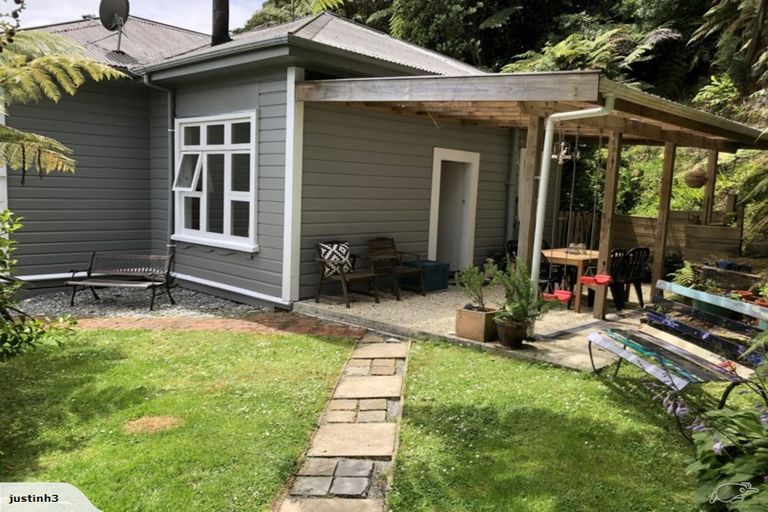 Photo of property in 9 Devon Street, Greymouth, 7805