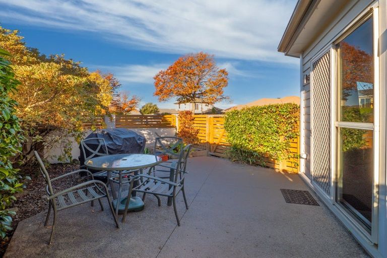 Photo of property in 15 Sutton Place, Dallington, Christchurch, 8061