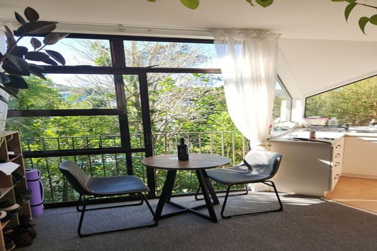 Photo of property in 14/18 Parr Terrace, Castor Bay, Auckland, 0620