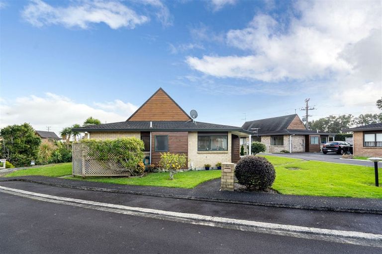 Photo of property in 10/18 Williams Road, Hobsonville, Auckland, 0618