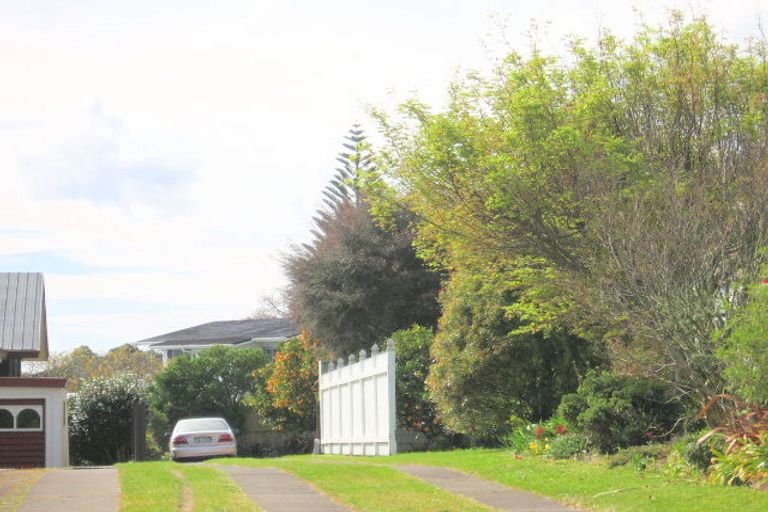 Photo of property in 30 Upland Street, Brookfield, Tauranga, 3110