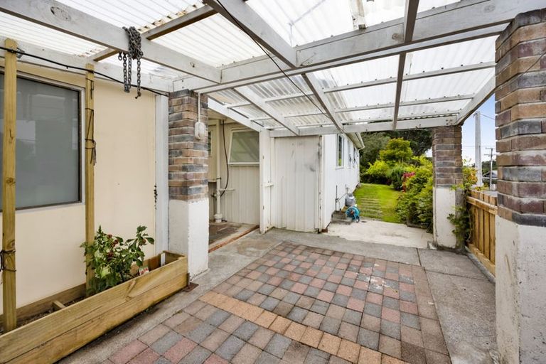 Photo of property in 64 Ngamotu Road, Spotswood, New Plymouth, 4310