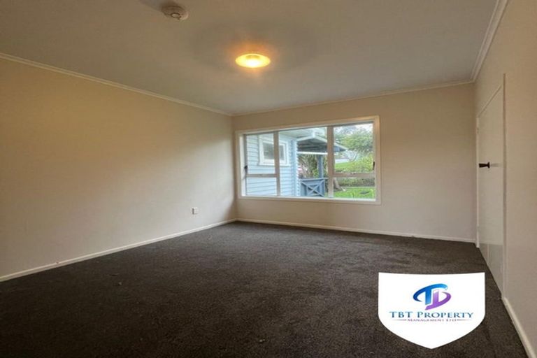 Photo of property in 145 Rosier Road, Glen Eden, Auckland, 0602
