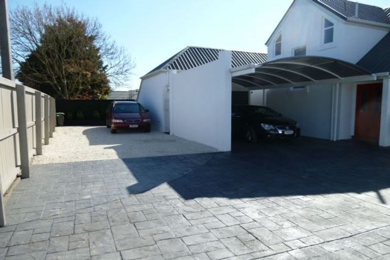 Photo of property in 1/148 Memorial Avenue, Burnside, Christchurch, 8053
