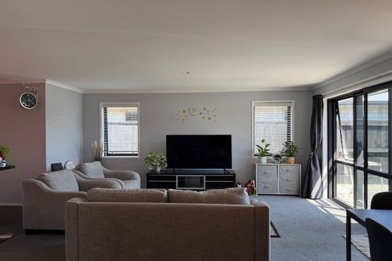 Photo of property in 35 Te Wharo Drive, Papamoa, 3118