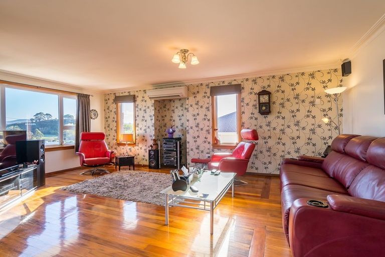 Photo of property in 6 Clyde Street, Kinmont Park, Mosgiel, 9024