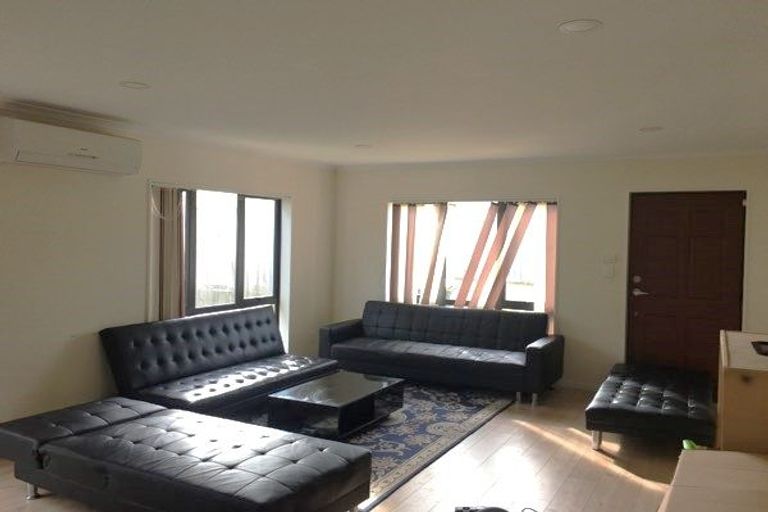 Photo of property in 5a Motatau Road, Papatoetoe, Auckland, 2025