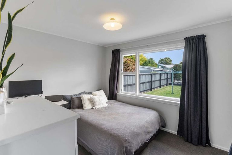 Photo of property in 21 Stanton Crescent, Hoon Hay, Christchurch, 8025