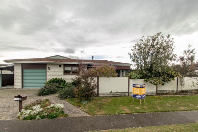 Photo of property in 34 Townshend Crescent, Greenmeadows, Napier, 4112