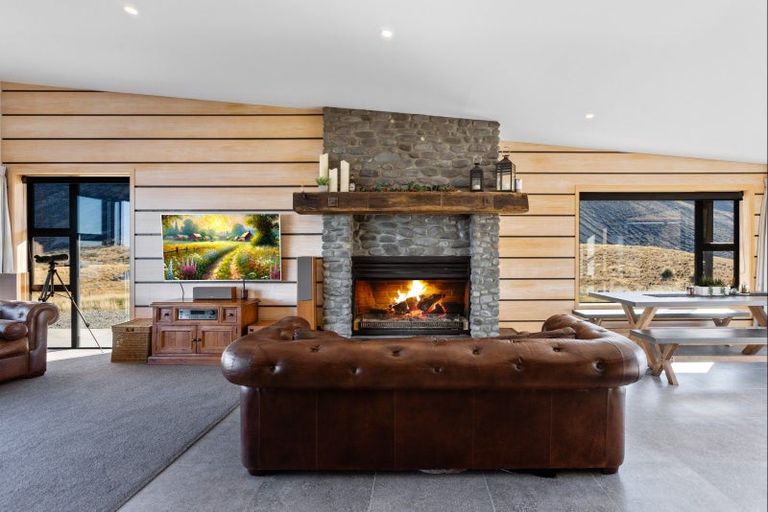 Photo of property in 915 Manuka Terrace, Ben Ohau, Twizel, 7999