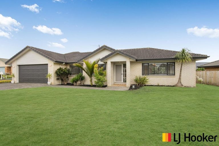 Photo of property in 3 Kimptonfields Court, Wattle Downs, Auckland, 2103