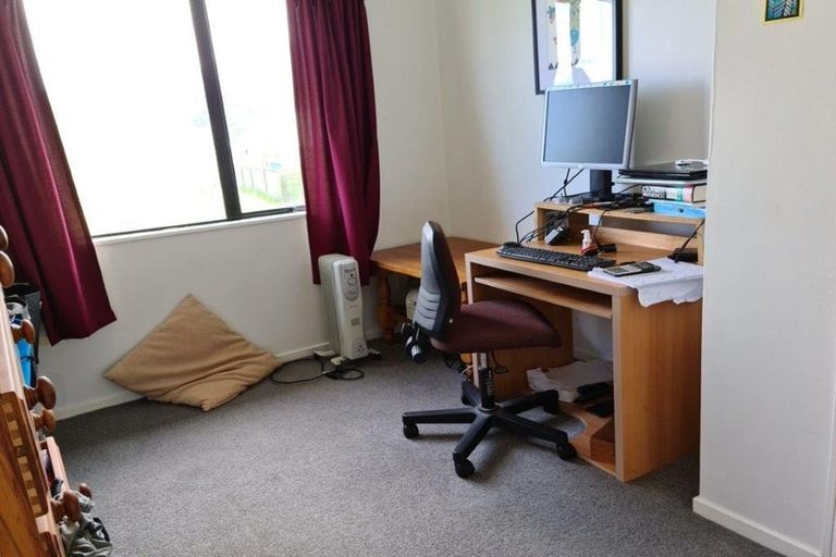 Photo of property in 80a Frobisher Street, Island Bay, Wellington, 6023