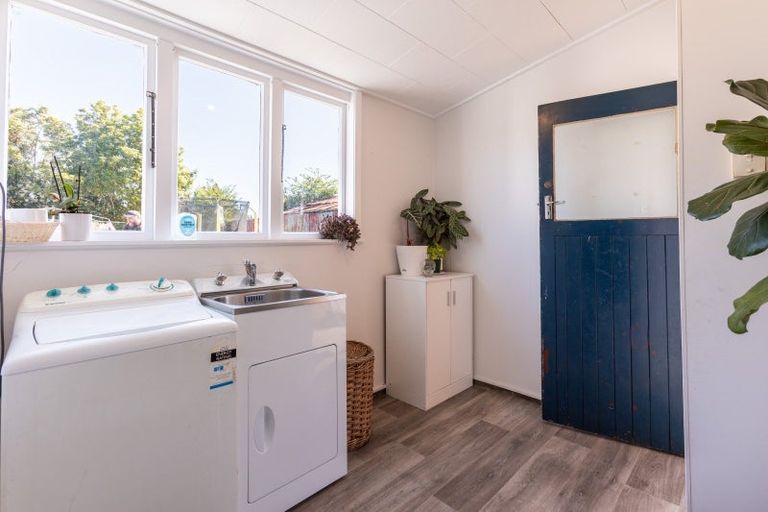 Photo of property in 33 Tennyson Street, Dannevirke, 4930