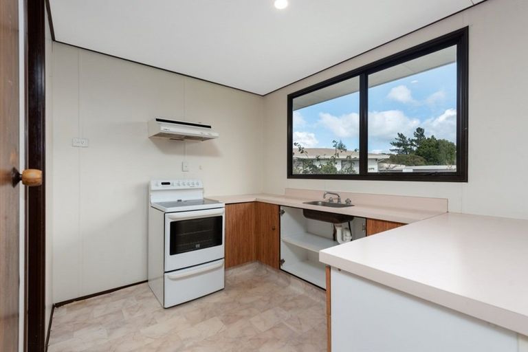 Photo of property in 5 Greenpark Way, Greerton, Tauranga, 3112