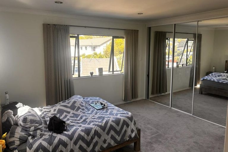 Photo of property in 28 Langana Avenue, Browns Bay, Auckland, 0630