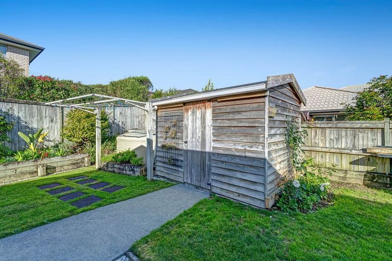 Photo of property in 11 Riverleigh Drive, Snells Beach, 0920