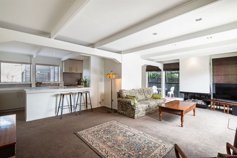 Photo of property in 1/59a Northboro Road, Belmont, Auckland, 0622