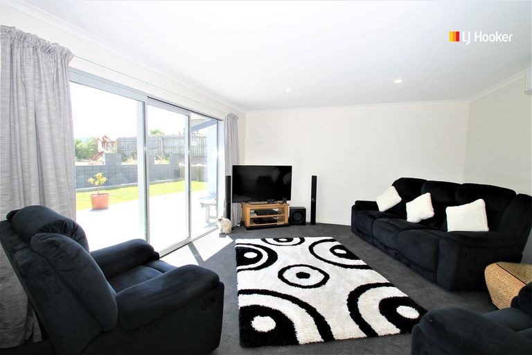 Photo of property in 19 Paterson Road, Mosgiel, 9092