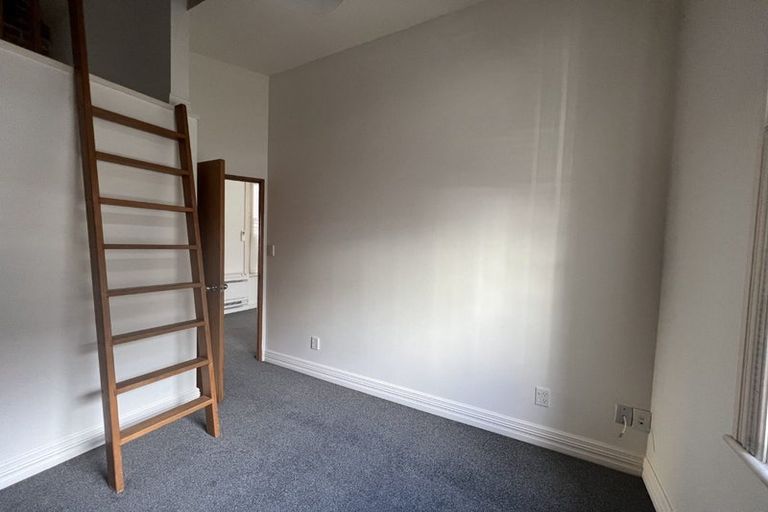 Photo of property in 5/33 Dowling Street, Dunedin Central, Dunedin, 9016