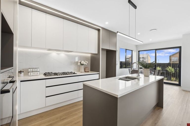 Photo of property in 14 Hampshire Lane, Karaka, Papakura, 2580