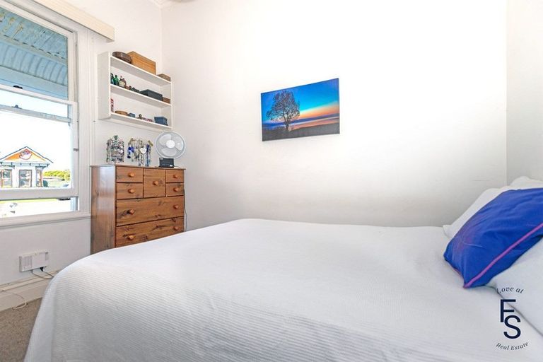 Photo of property in 21 Wellington Street, Te Hapara, Gisborne, 4010