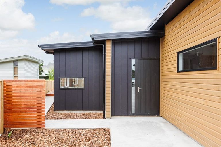 Photo of property in 40a Clifton Terrace, Fitzherbert, Palmerston North, 4410