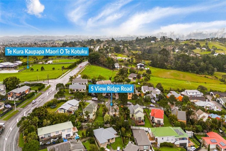 Photo of property in 5 View Ridge Drive, Ranui, Auckland, 0612