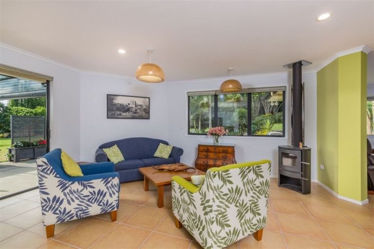 Photo of property in 24c Riddell Road, Kerikeri, 0230