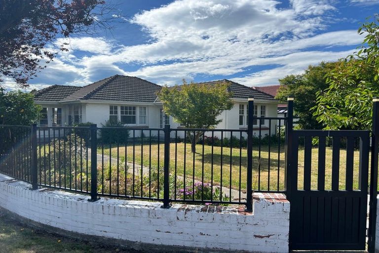 Photo of property in 176 Ilam Road, Ilam, Christchurch, 8041