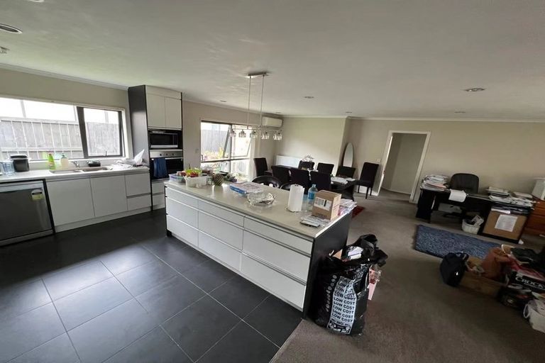 Photo of property in 2 Hector Drive, Rototuna North, Hamilton, 3210