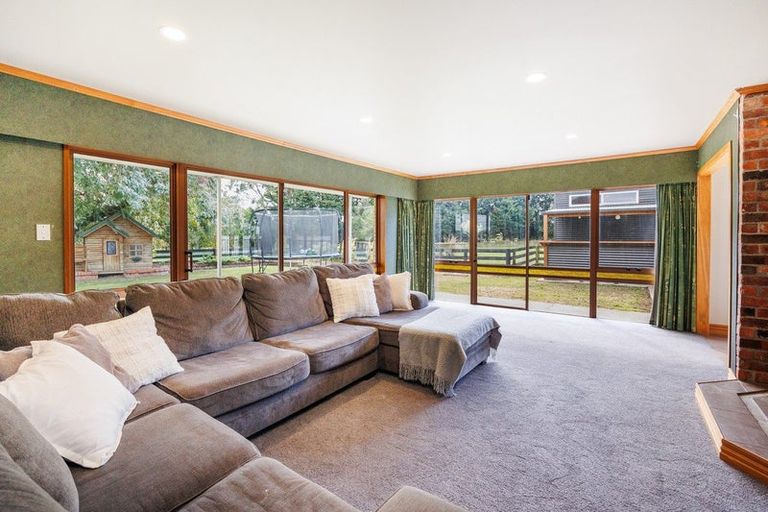 Photo of property in 440 Stoney Creek Road, Kelvin Grove, Palmerston North, 4470
