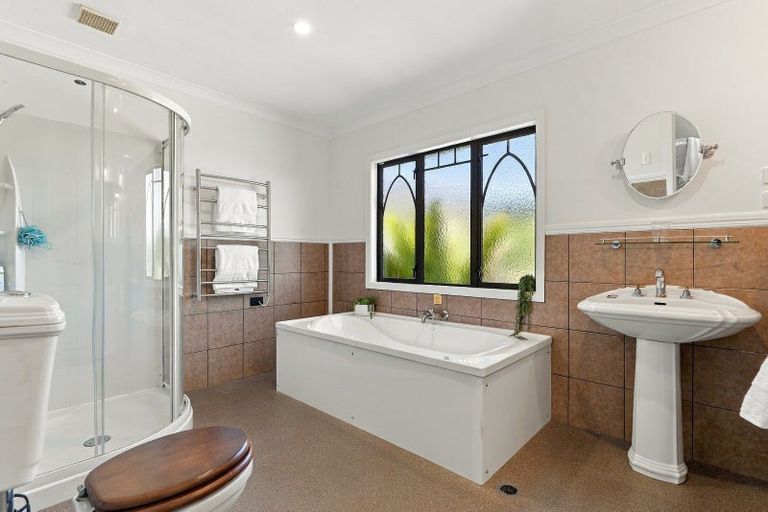 Photo of property in 9 Water Race Lane, Thames, 3577