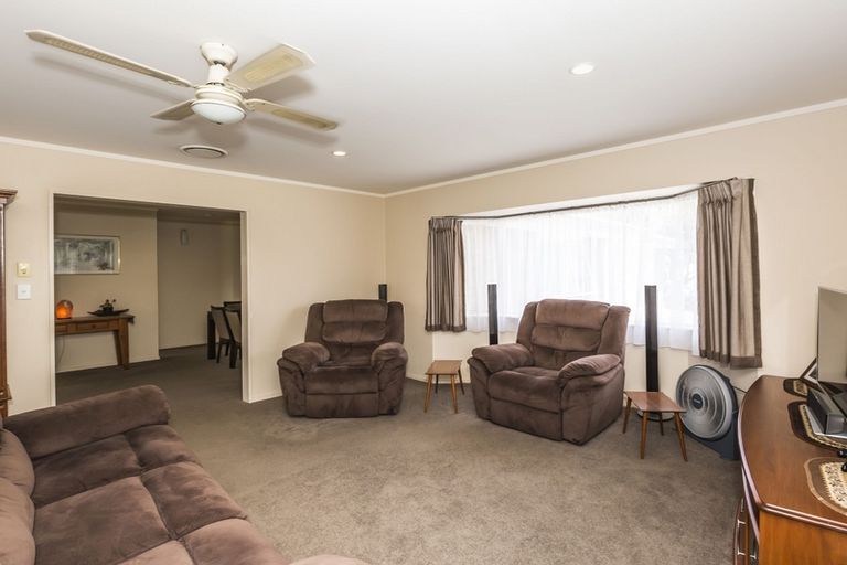 Photo of property in 168 Queen Street, Waiuku, 2123