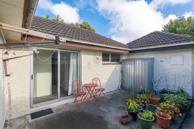 Photo of property in 2/350 Worcester Street, Linwood, Christchurch, 8011