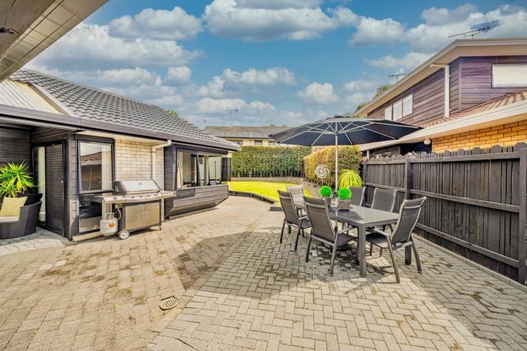 Photo of property in 16 Britannia Place, Half Moon Bay, Auckland, 2012