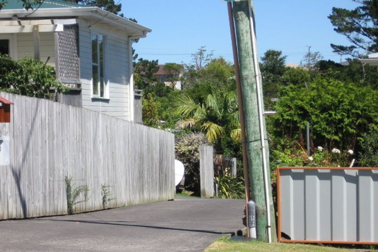 Photo of property in 45a Kia Ora Road, Beach Haven, Auckland, 0626