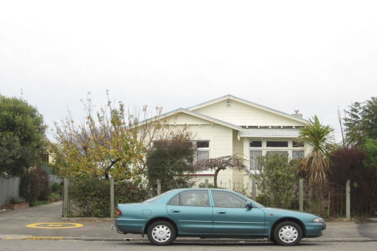 Photo of property in 16 Creagh Street, Te Awa, Napier, 4110